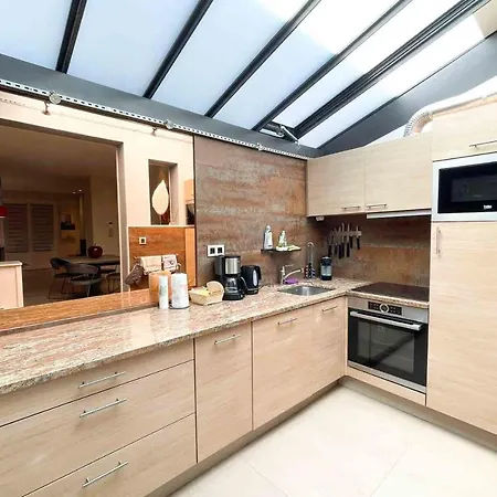 Charming Townhouse With Garden In The City Of Love Paris Exterior photo
